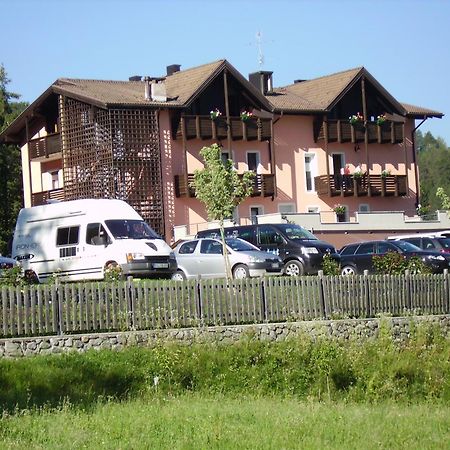Park Hotel Bellevue Димаро Екстериор снимка