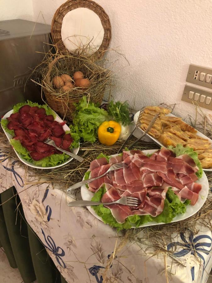 Park Hotel Bellevue Димаро Екстериор снимка
