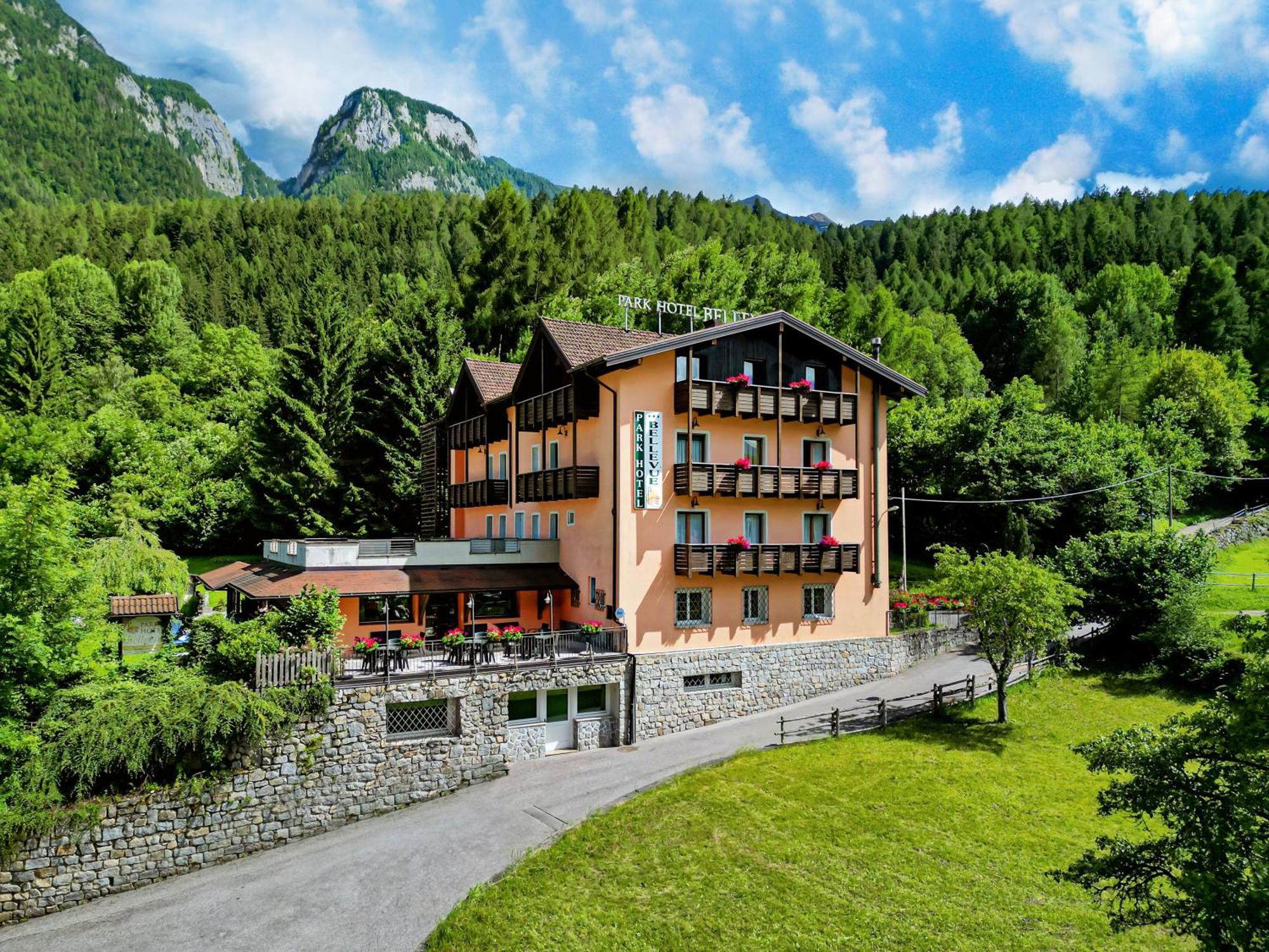 Park Hotel Bellevue Димаро Екстериор снимка