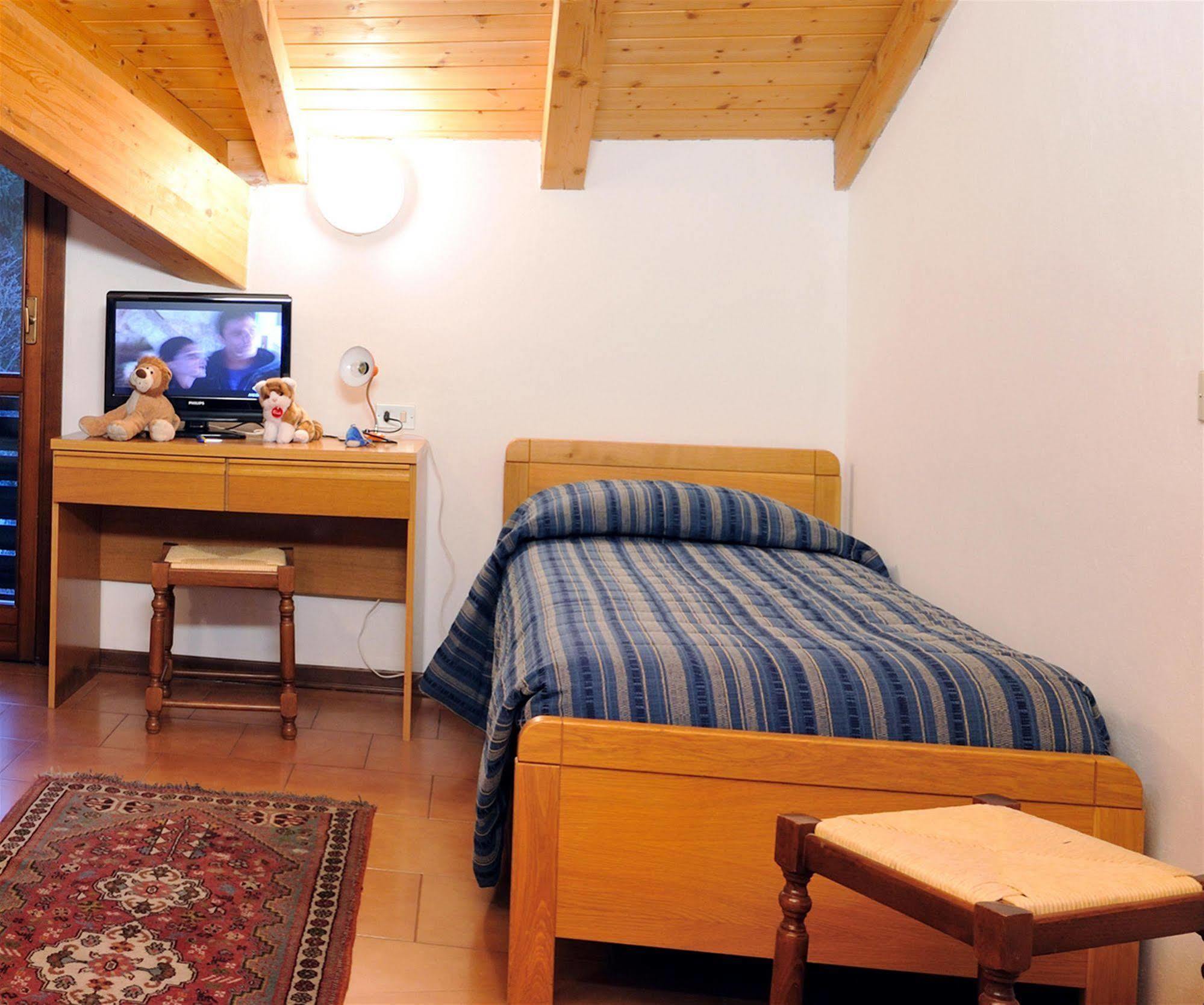 Park Hotel Bellevue Димаро Екстериор снимка