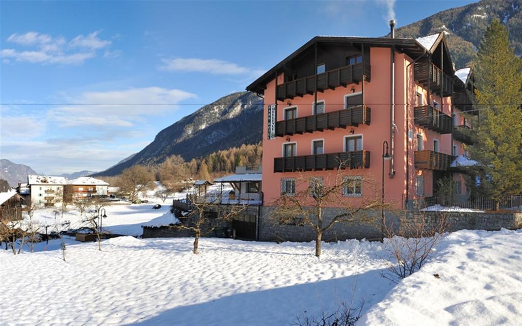 Park Hotel Bellevue Димаро Екстериор снимка