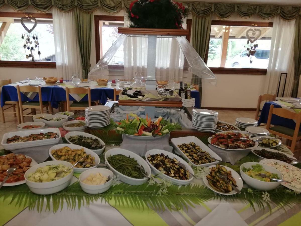 Park Hotel Bellevue Димаро Екстериор снимка